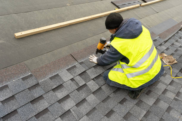 Best Flat Roof Repair Services  in Midland, WA